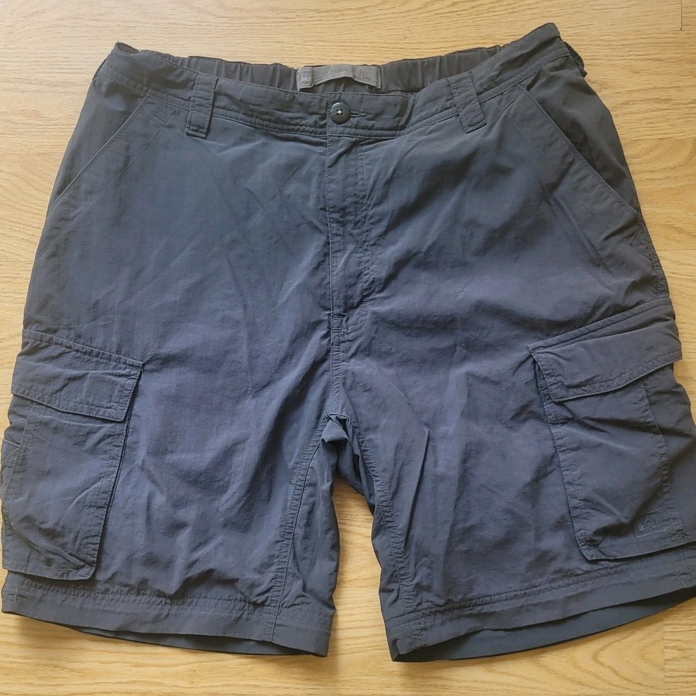 REI Shorts Mens Size 30 L Gray Cargo Pockets Lightweight Nylon Outdoor Hiking